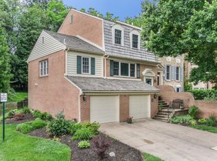 500 Council Ct NE, Vienna, VA 22180