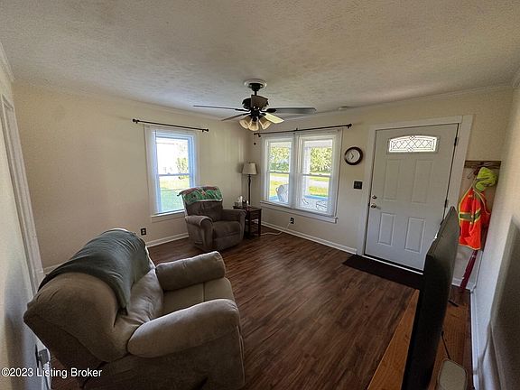 4th image of 4715 Crawford Ave