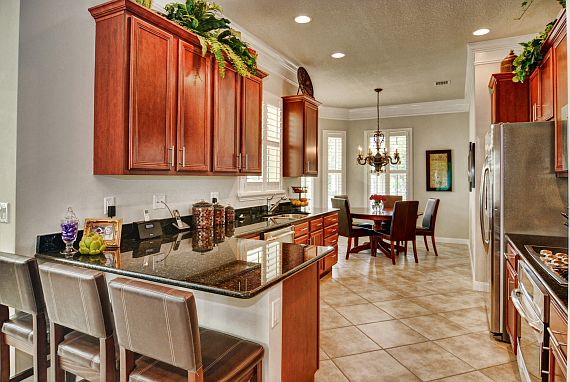 3rd image of 3265 Wymberly Dr