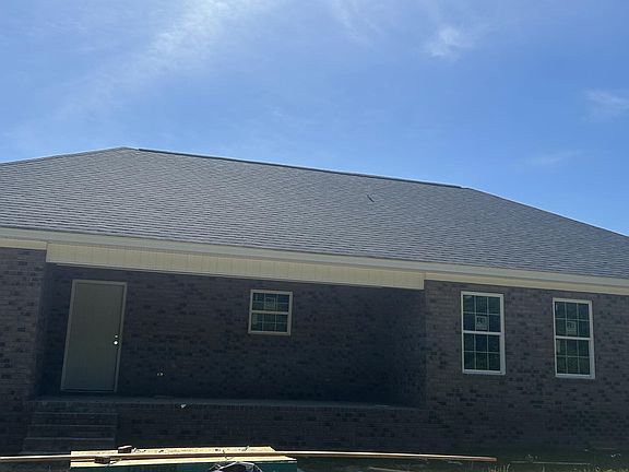 2nd image of 4955 Rogdwin Rd