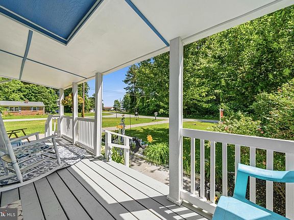 3rd image of 30178 Shoreview Dr