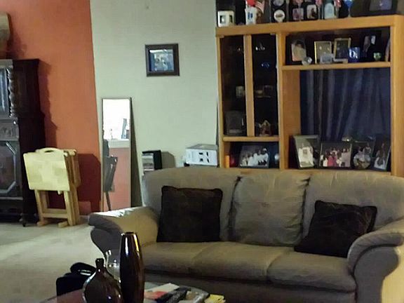 2nd image of 17326 Artwood Ln
