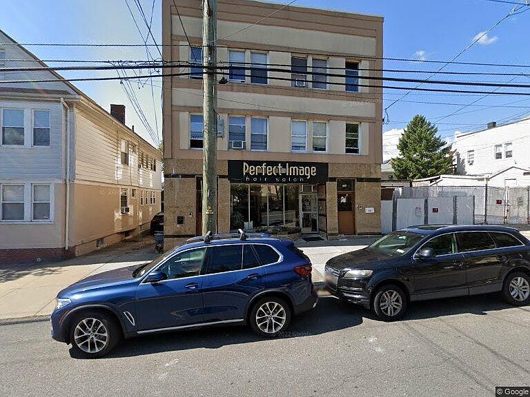 1st image of 238 Sandlane #3