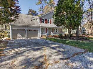 105 Yorkwood Ln, Yorktown, VA 23692