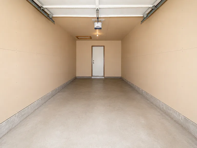 31 Hart Rd #2 — Photo 12