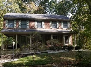 7131 Holly Leaf Dr, Burlington, KY 41005