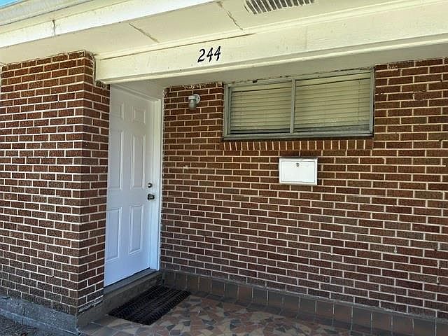 1st image of 244 W Robert E Lee Blvd