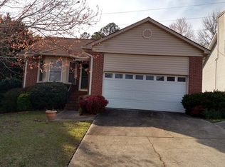 100 Wakefield Dr, Macon, GA 31210