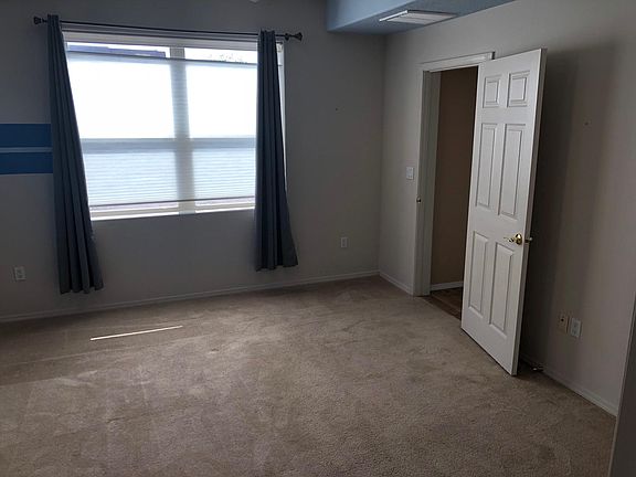 5th image of 6104 Jamers Pl NW
