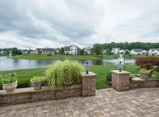 5 Saylor Ct, Freehold, NJ 07728