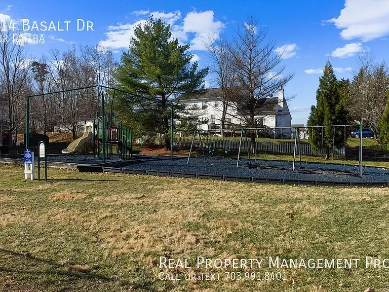 114 Basalt Dr — Photo 24