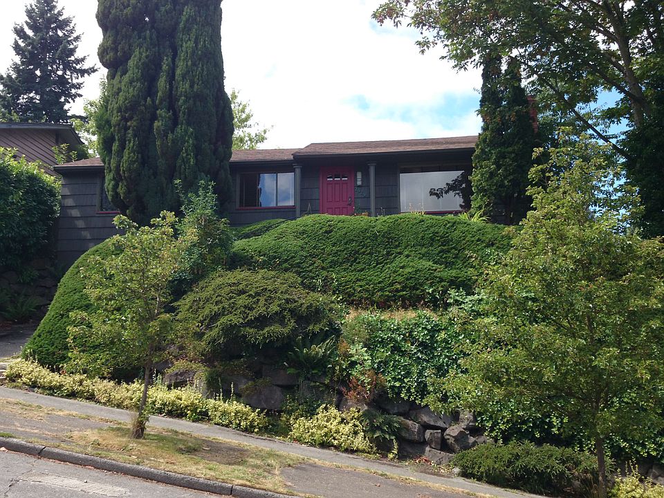 1st image of 2929 Queen Anne Ave N