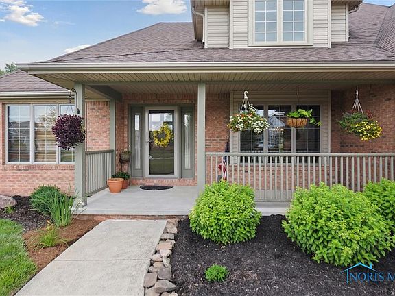5th image of 22152 W Red Clover Ln
