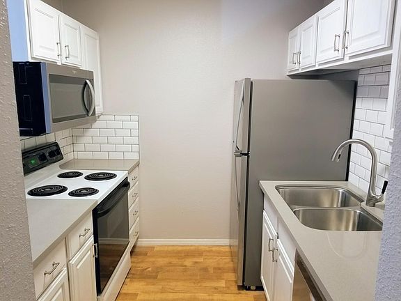 2nd image of 12415 NE 130th Ct APT H109
