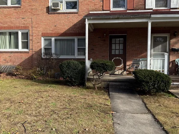 337 Linden Ln, West Reading, PA 19611