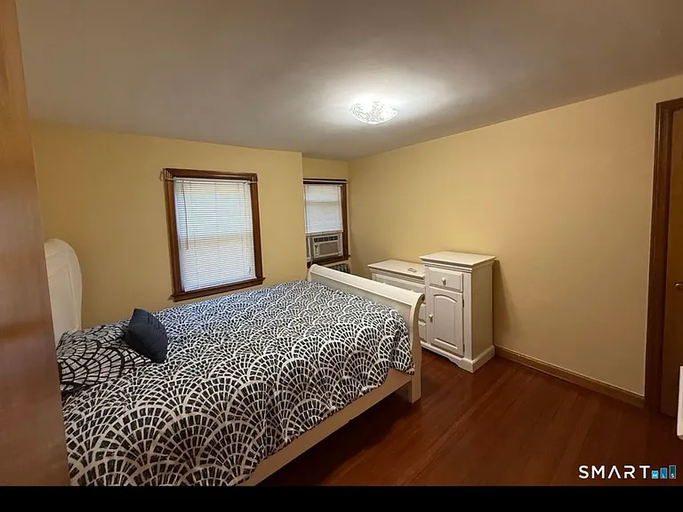 134 Forest St — Photo 16