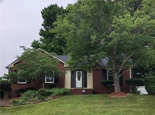 2115 Shane Dr, Greensboro, NC 27406