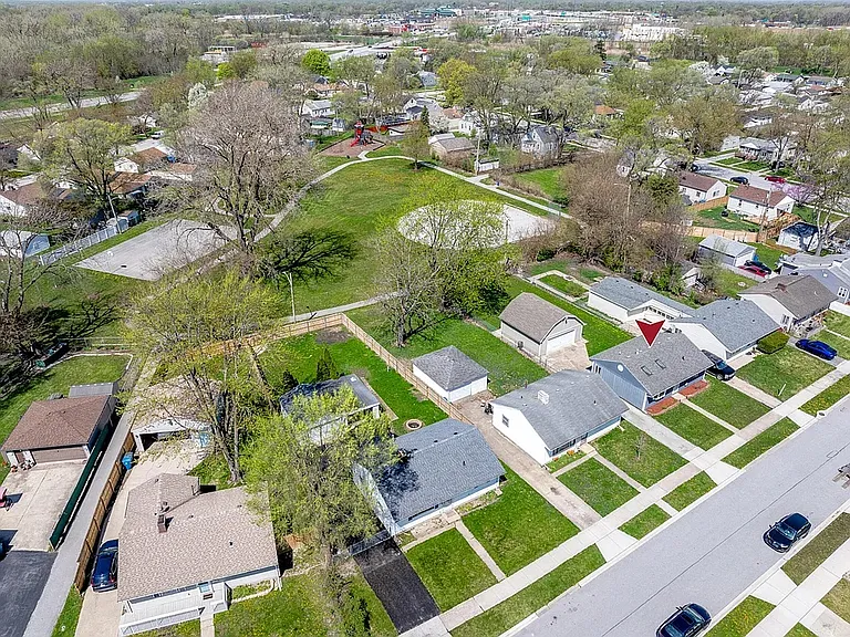8124 Robertson Pl — Photo 30