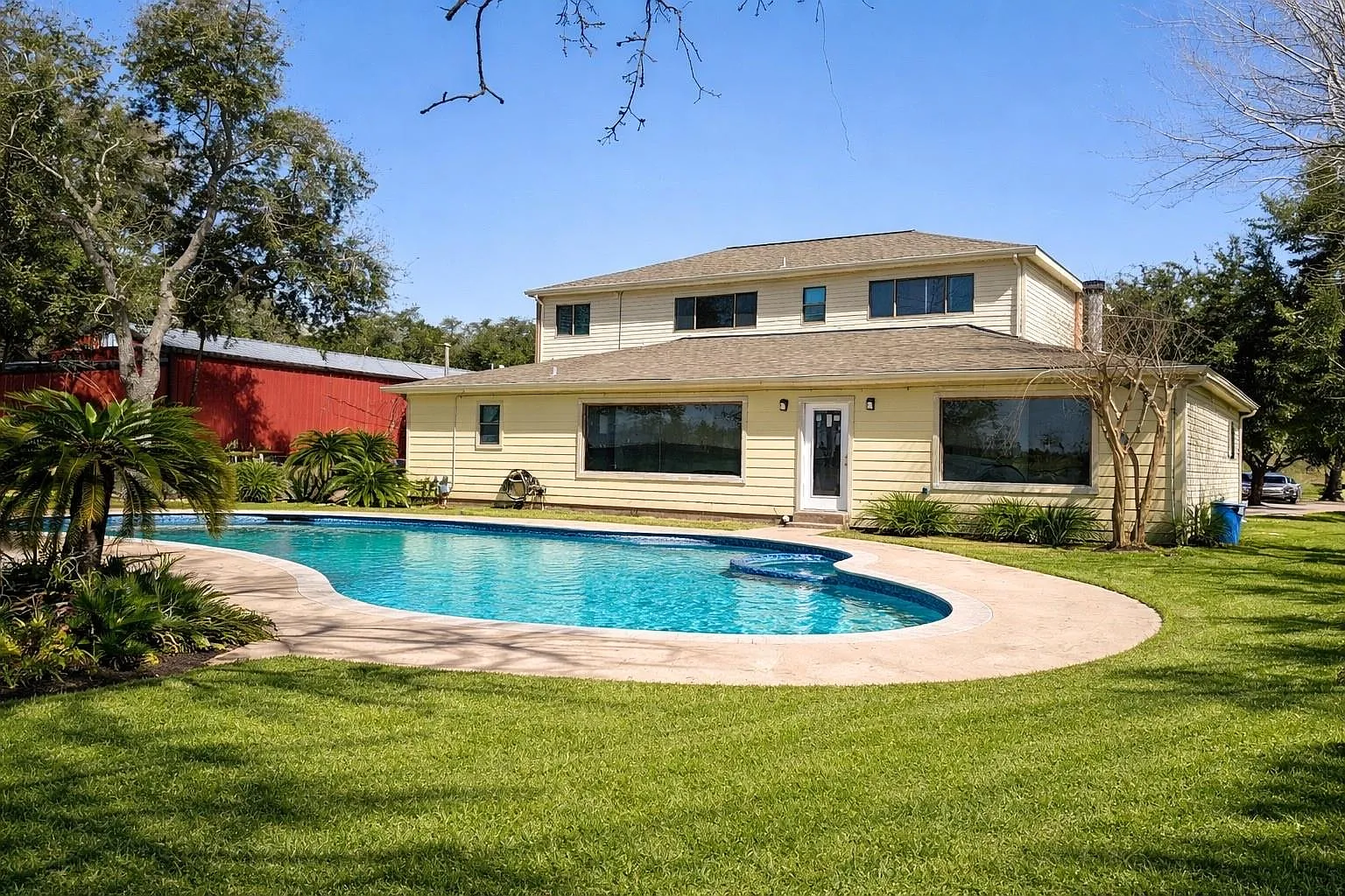 4 bed, 3.5 bath, 3388 sqft, $3,000 — Photo 1