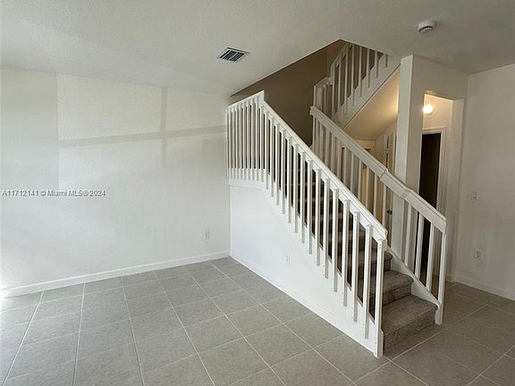 5th image of 2671 SE 28th St #2671