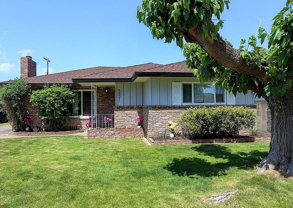 2nd image of 5821 Mark Twain Ave