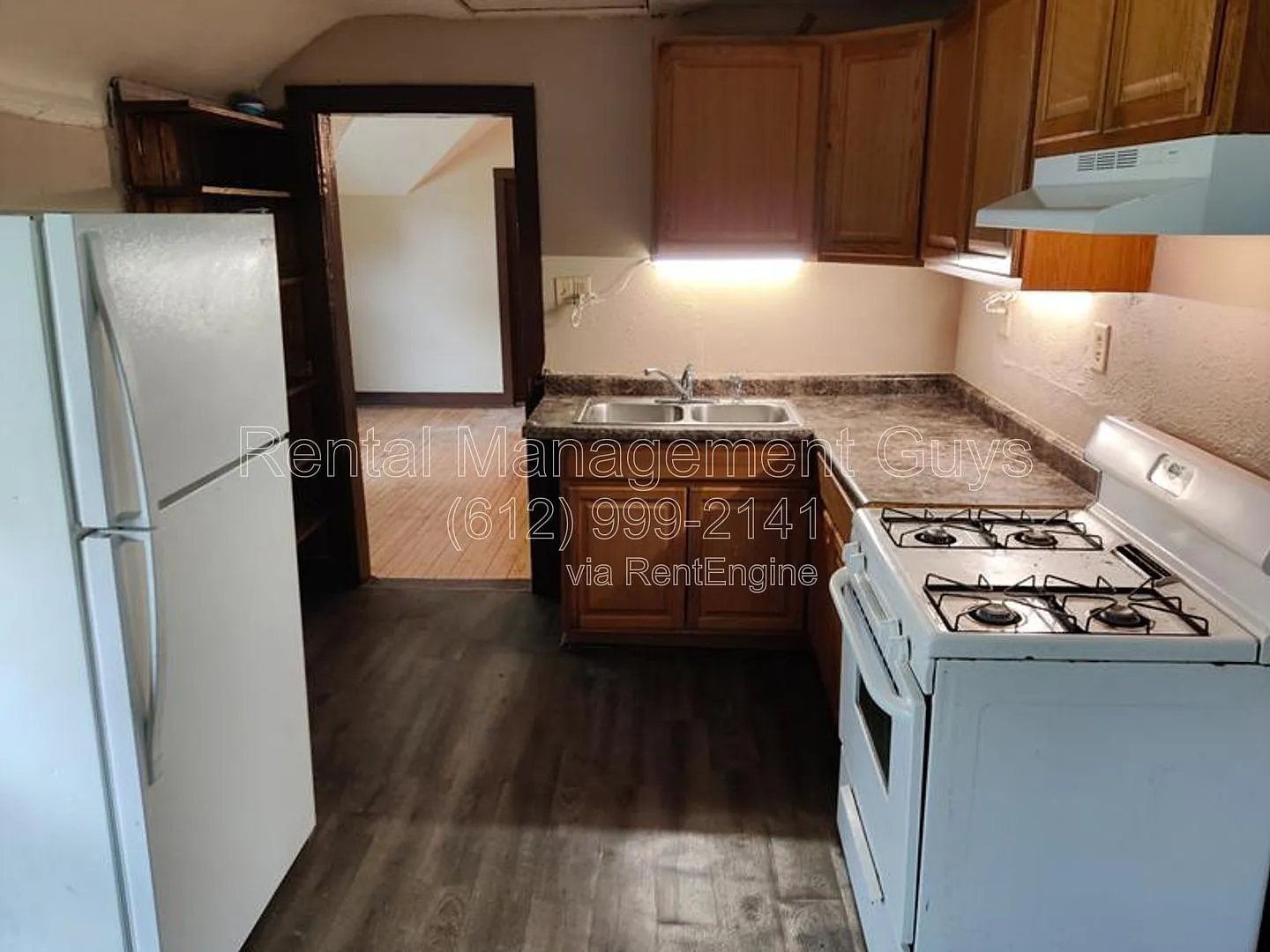 3 bed, 1.0 bath, $1,250 — Photo 2