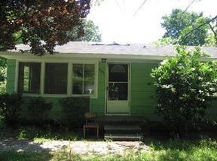 2335 Falcon Rd, Charleston, SC 29406