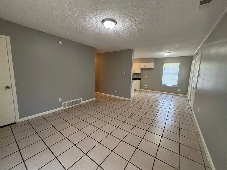 5168 Corkwood Dr — Photo 17