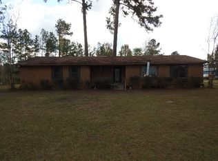 203 Layfield Rd, Coushatta, LA 71019