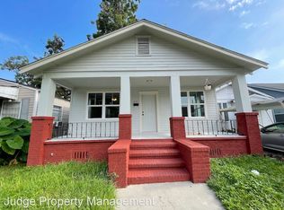 1208 E Waldburg St, Savannah, GA 31404