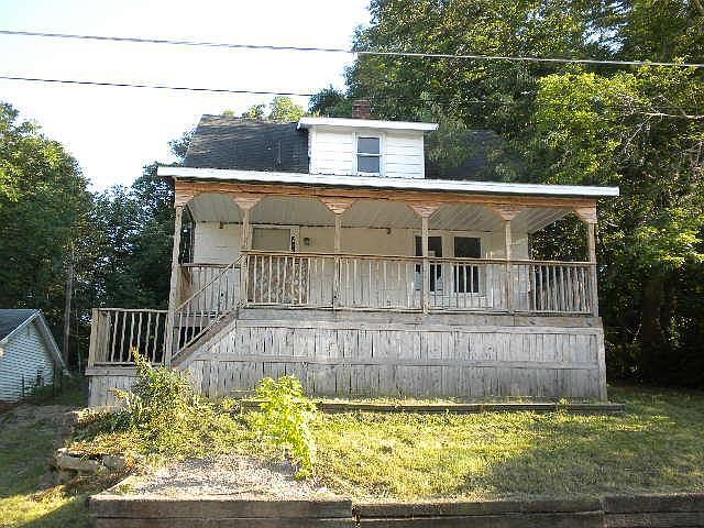 1st image of 243 Park St