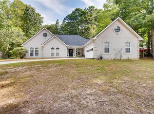 401 Cottonpatch Rd, Lawrenceville, GA 30046