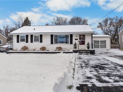 109 Cole Rd, East Syracuse, NY, 13057