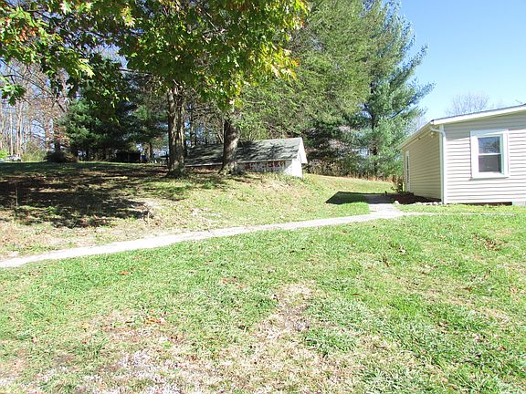4th image of 133 Brandonwood Dr
