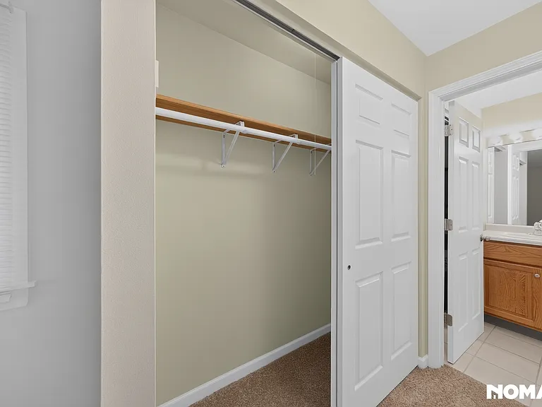 1420 Stonebridge Cir #5N — Photo 23