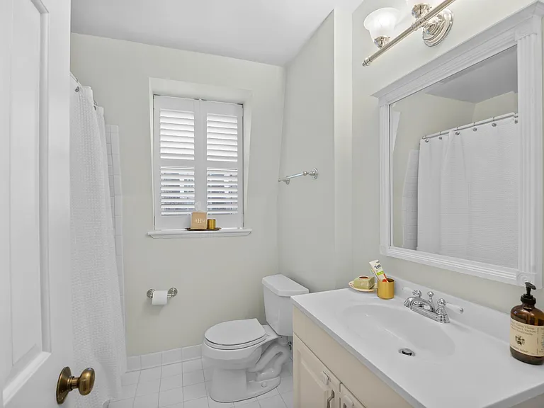 3203 S Stafford St — Photo 22