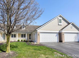 1676 W Clearwater Dr #72, Zeeland, MI 49464