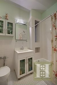 5th image of 177 E 93rd St APT 1C