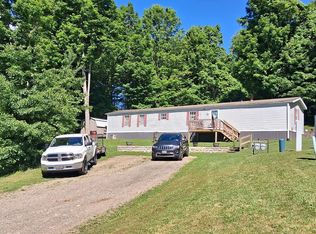 45 Burntwood Dr, Union City, PA 16438