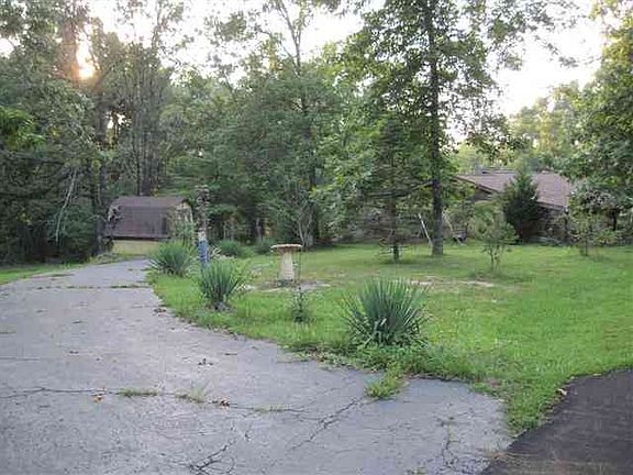 5th image of 81 John Phillips Ln