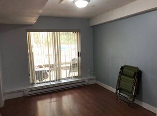 3258 Strathaven Ln #32, North Vancouver, BC V7H 1G2