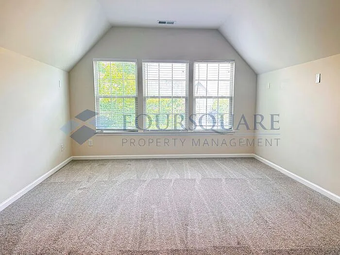 1016 Hildebran Ln — Photo 27