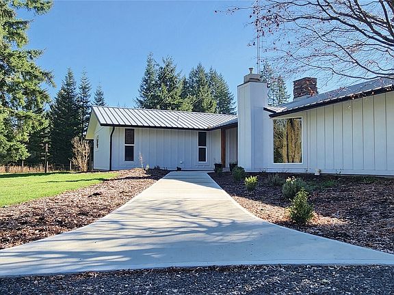 2nd image of 252 Country Ridge Lane