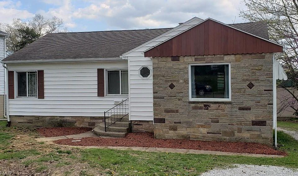 1st image of 557 Bloomington Dr