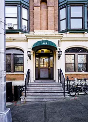 524 West 123rd Street in Morningside Heights