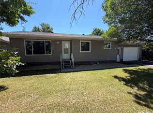 25 Souris Ave, Redvers, SK S0C2H0