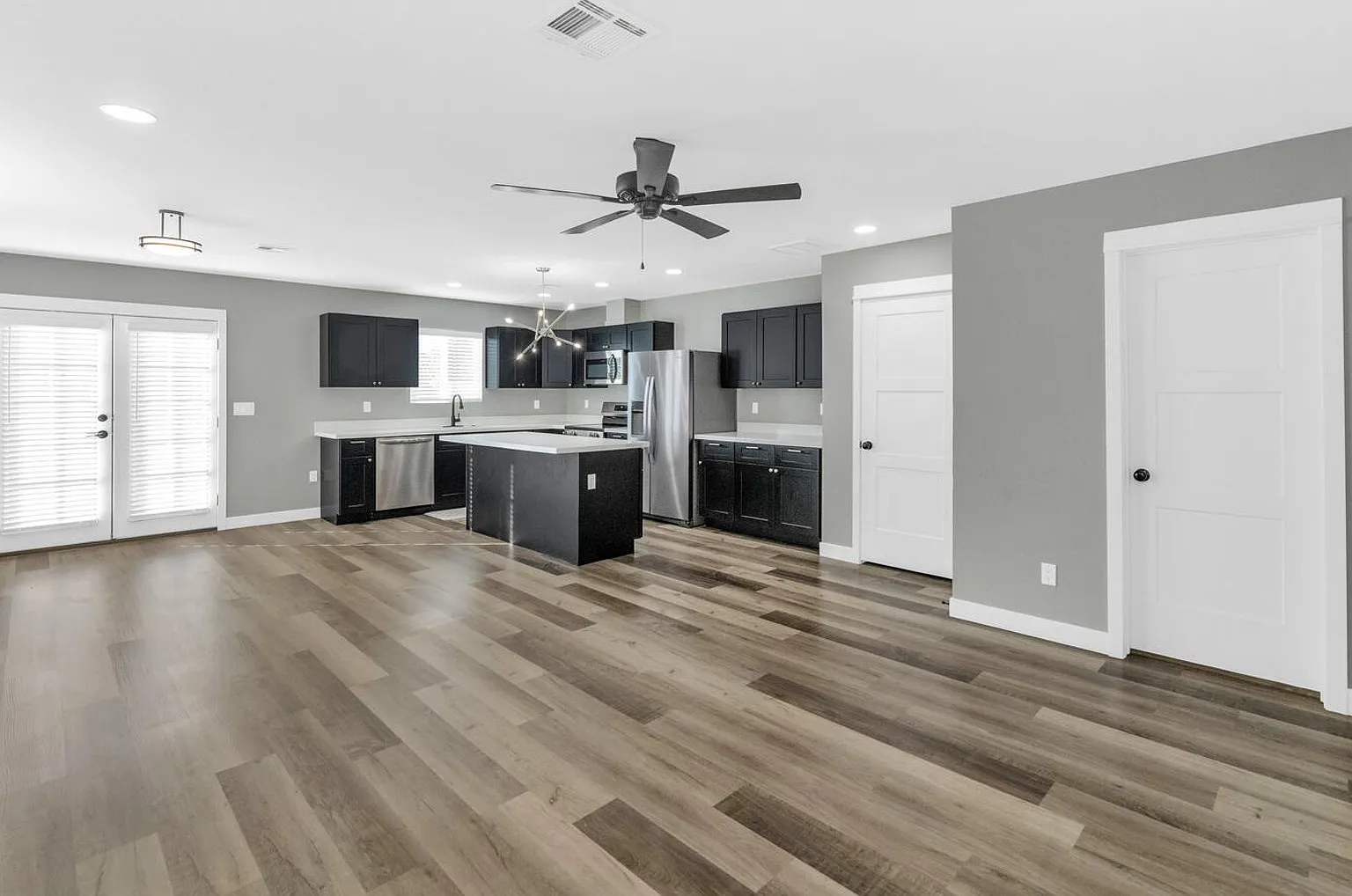 2509 E. Broadway Rd #4 Phoenix, AZ 85040 — Photo 4