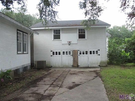 3rd image of 58180 Fort St