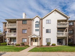 3507 Lennox View Ct UNIT 104, Louisville, KY 40299