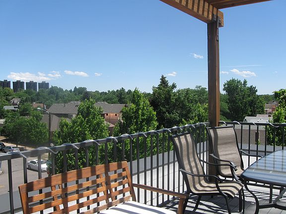 Roof top deck